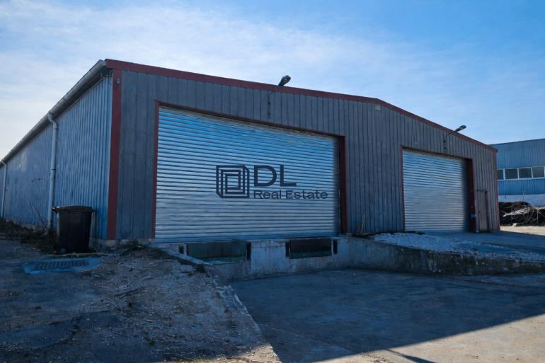 Entrepôt à vendre à Meaux - 1 000 m²