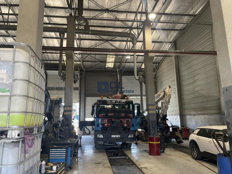 Entrepôt à louer à Garges-lès-Gonesse - 1 700 m²