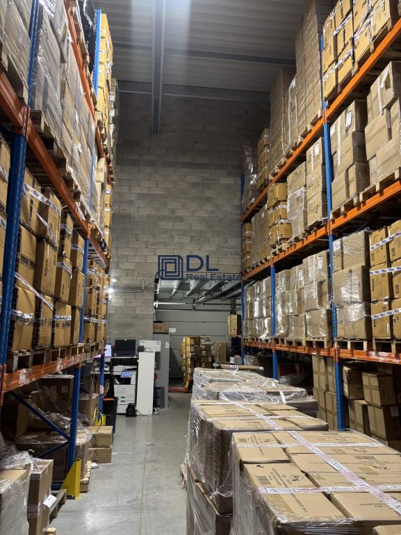 Entrepôt à louer à Courtry - 300 m²