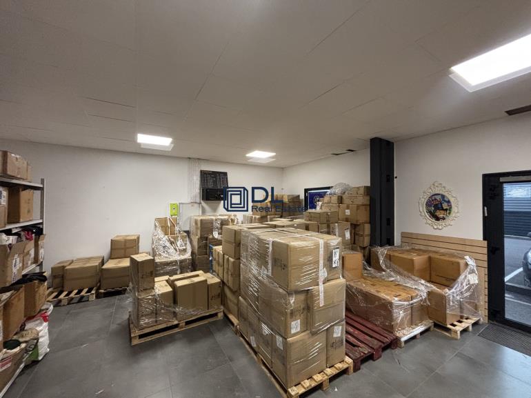 Entrepôt à louer à Courtry - 300 m²