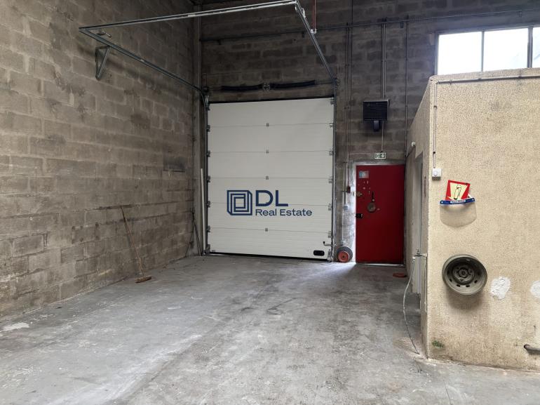 Entrepôt à louer à Valenton - 115 m²