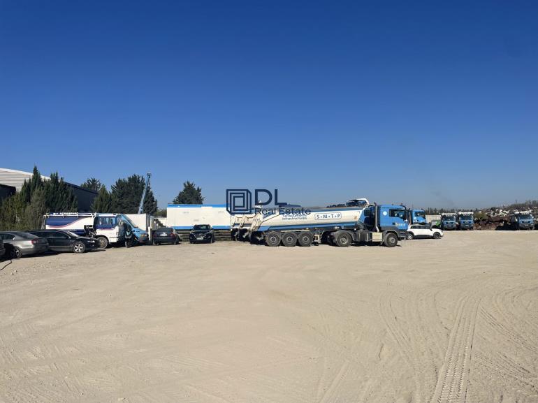 Terrain à louer à Garges-lès-Gonesse - 12 752 m²