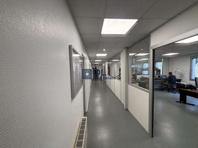 Entrepôt à louer à Buc - 1 470 m²