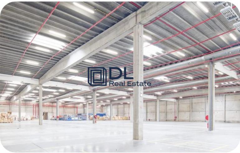 Entrepôt à louer à Templemars - 12 672 m²