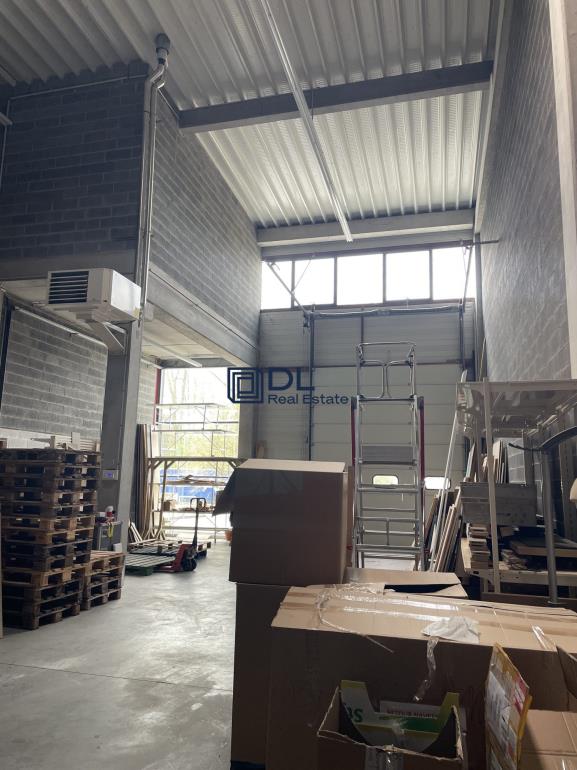 Entrepôt à louer à Hem - 400 m²