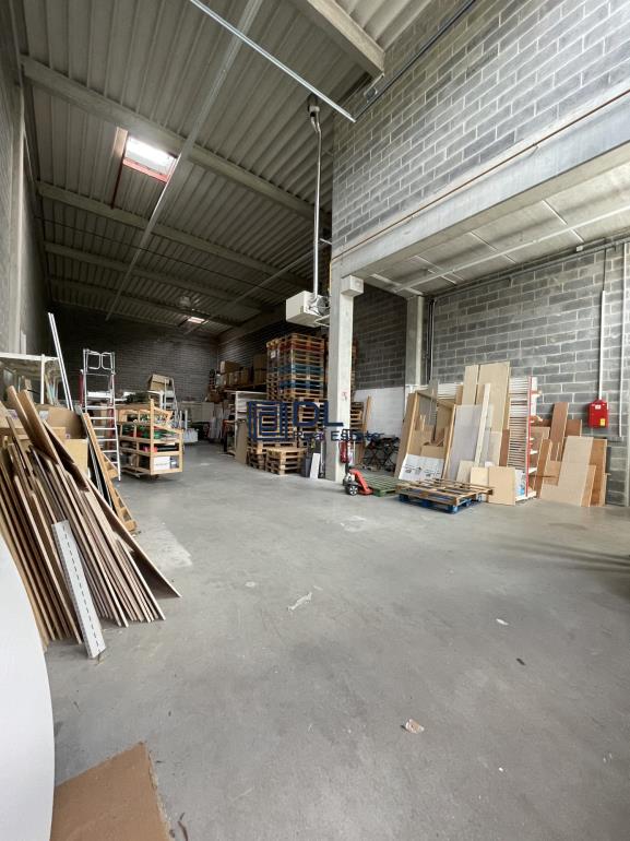 Entrepôt à louer à Hem - 400 m²