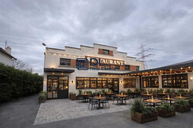 Local commercial à vendre à Palaiseau - 850 m²