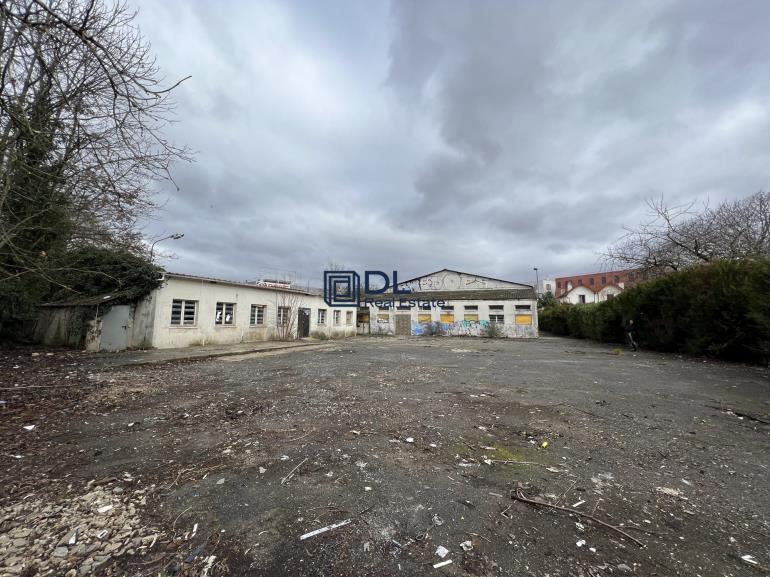 Local commercial à vendre à Palaiseau - 850 m²