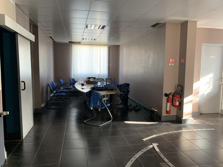 Bureau à vendre à Morsang-sur-Orge - 475 m²