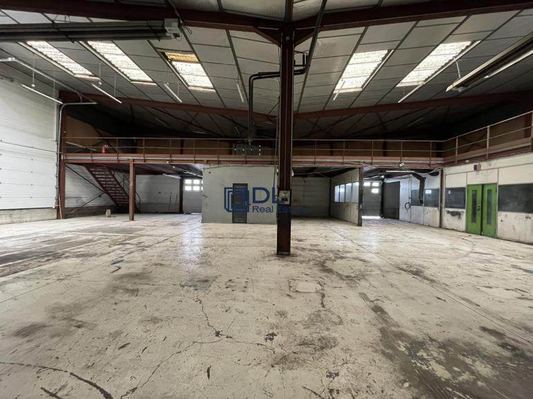 Entrepôt à louer à Villeneuve-d Ascq - 2 187 m²