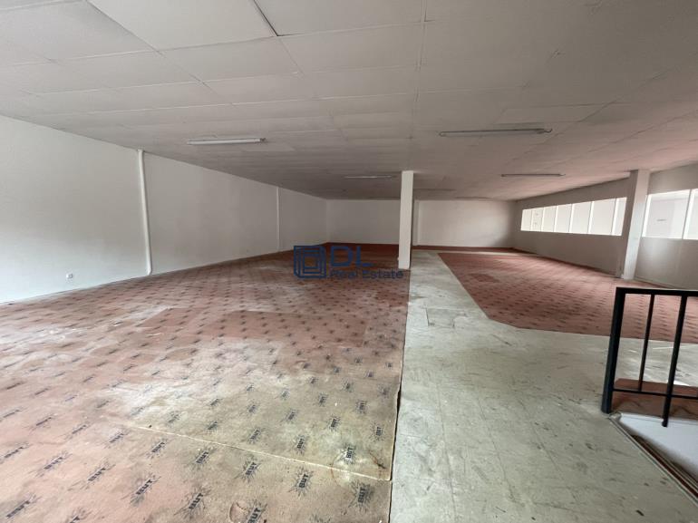 Entrepôt à louer à Villeneuve-d Ascq - 2 187 m²