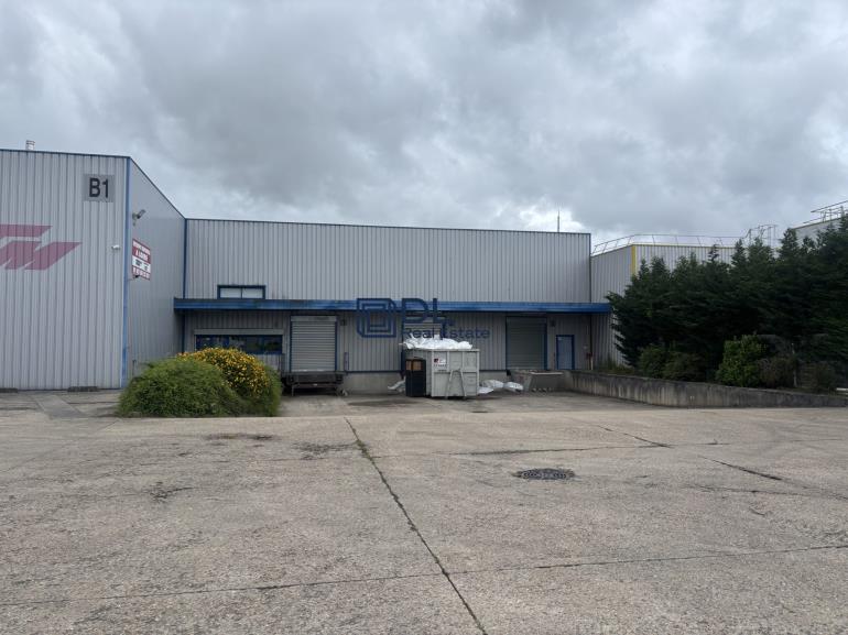 Entrepôt à vendre à Santeny - 5 400 m²