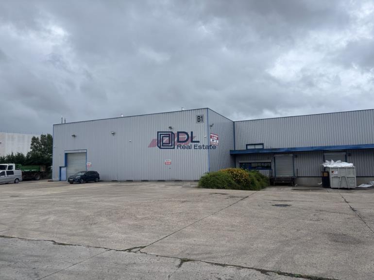 Entrepôt à vendre à Santeny - 5 400 m²