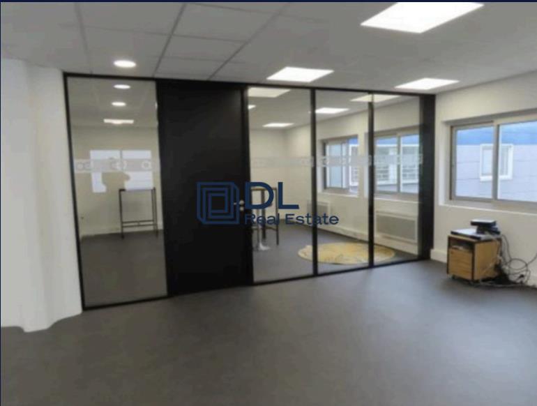 Entrepôt à louer à Villeneuve-d Ascq - 851 m²
