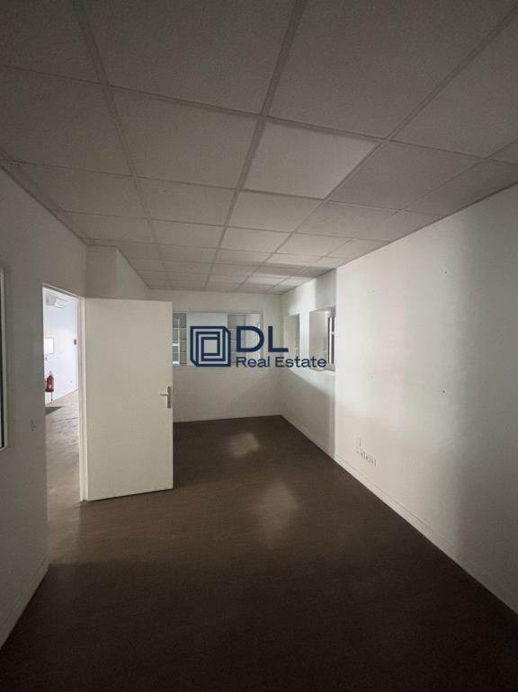Entrepôt à louer à Coignières - 551 m²