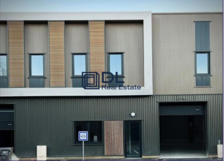 Entrepôt à louer à Mureaux - 3 266 m²