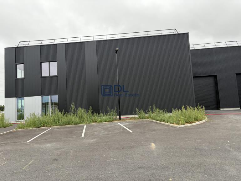 Entrepôt à louer à Toufflers - 335 m²