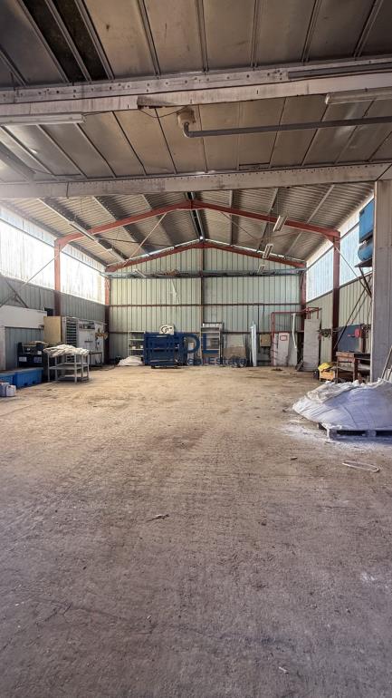 Entrepôt à vendre à Etampes - 4 600 m²