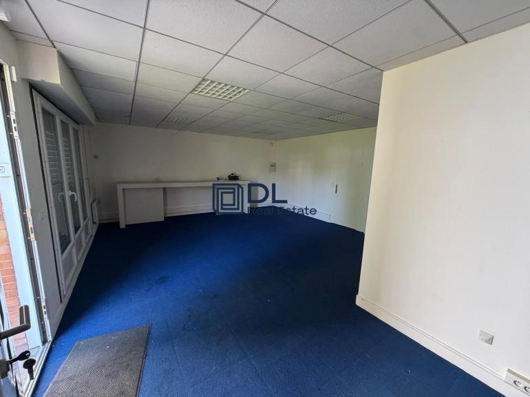 Entrepôt à louer à Noisy-le-Grand - 320 m²