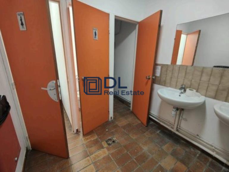 Entrepôt à louer à Plaisir - 668 m²