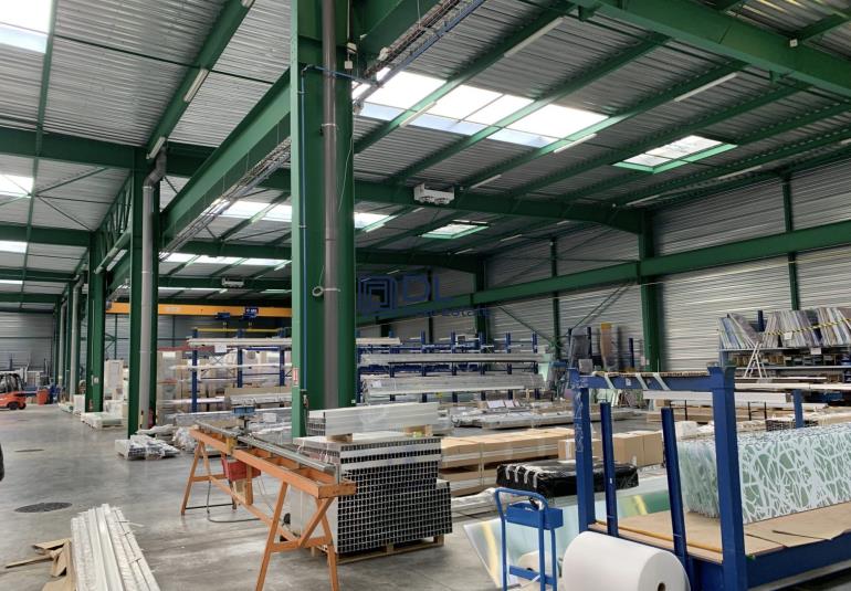 Entrepôt à louer à Le Perray-en-Yvelines - 570 m²