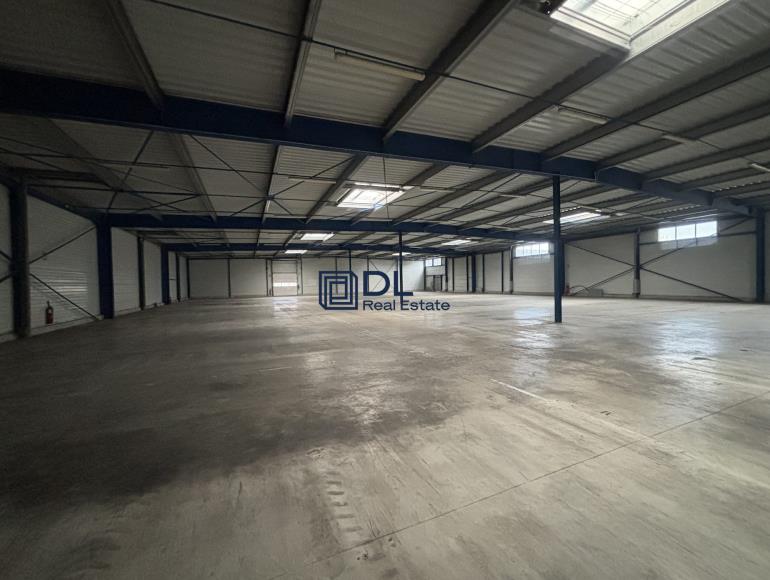 Entrepôt à louer à Houdan - 2 958 m²