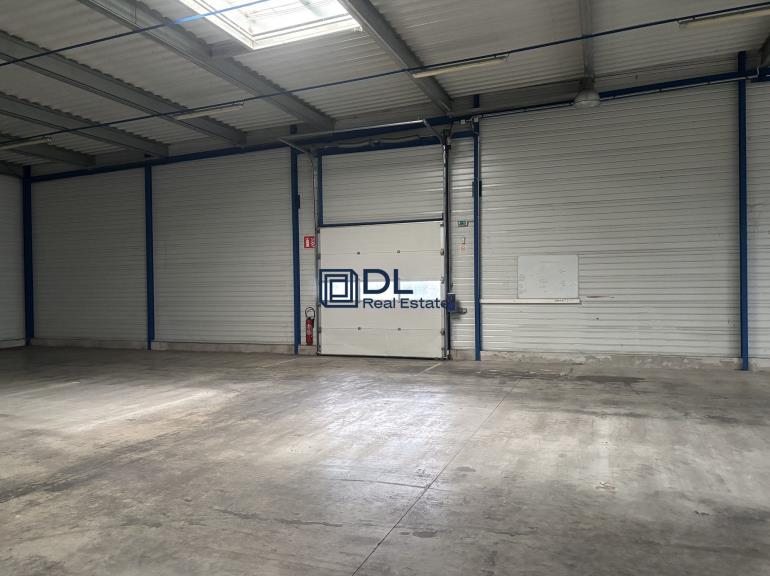Entrepôt à louer à Houdan - 2 958 m²