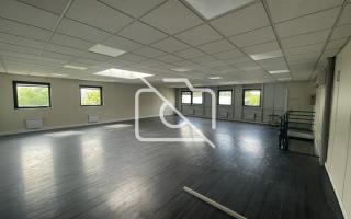 Entrepôt à louer à Bondoufle - 1 000 m²