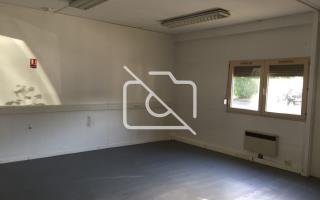 Entrepôt à louer à Massy - 228 m²