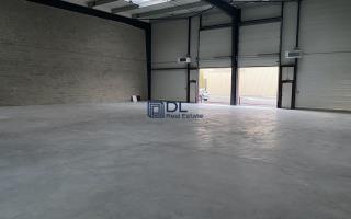 Entrepôt à vendre à Saint-Pierre-du-Perray - 7 772 m²