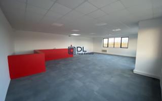 Entrepôt à vendre à Saint-Pierre-du-Perray - 7 772 m²