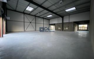 Entrepôt à vendre à Saint-Pierre-du-Perray - 7 772 m²