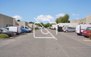 Entrepôt à louer à Lognes - 385 m²
