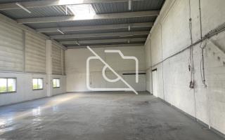 Entrepôt à louer à Les Ulis - 352 m²