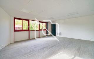 Entrepôt à louer à Bondoufle - 380 m²