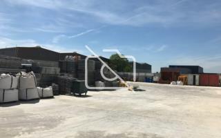 Entrepôt à vendre à Bondoufle - 939 m²