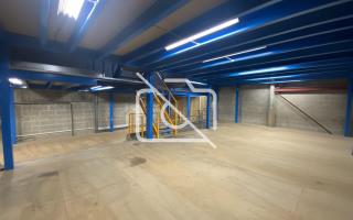Entrepôt à louer à Fontenay-sous-Bois - 396 m²