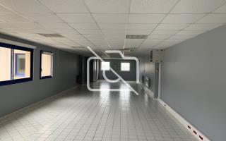 Entrepôt à vendre à Morangis - 2 200 m²