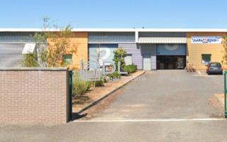 Entrepôt à louer à Dreux - 464 m²