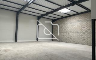 Entrepôt à louer à Bondoufle - 394 m²