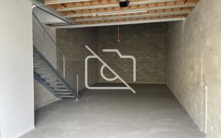 Entrepôt à louer à Ozoir-la-Ferrière - 110 m²