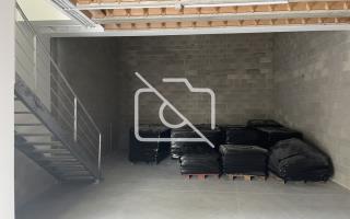 Entrepôt à louer à Ozoir-la-Ferrière - 110 m²