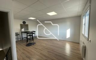 Entrepôt à louer à Ozoir-la-Ferrière - 110 m²