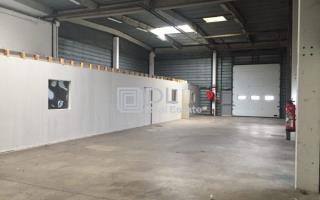 Entrepôt à louer à Bondoufle - 370 m²