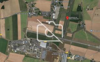 Entrepôt à louer à Montereau-sur-le-Jard - 0 m²