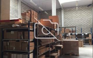Entrepôt à louer à Émerainville - 737 m²