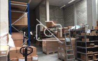 Entrepôt à louer à Émerainville - 737 m²