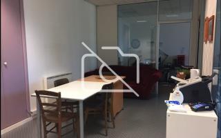 Entrepôt à louer à Émerainville - 737 m²