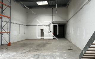 Entrepôt à louer à Chilly-Mazarin - 837 m²