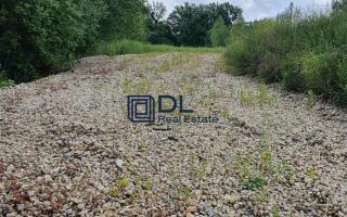 Terrain à louer à Chelles - 7 000 m²